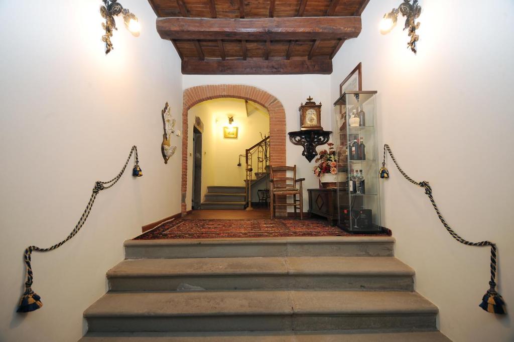 Palazzo Tarlati - Hotel de Charme - Residenza d'Epoca photo 3
