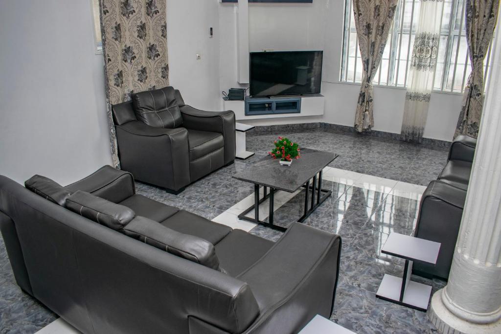 Longho Lodge Bundoma - Buea photo 3