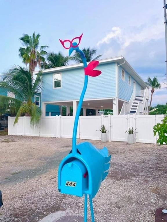 Casa Blue Flamingo - In the Florida Keys - minutes from the beach photo 1