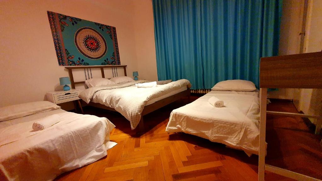 Old Town Cozy Apartment - University Square - Central Location, Bucharest