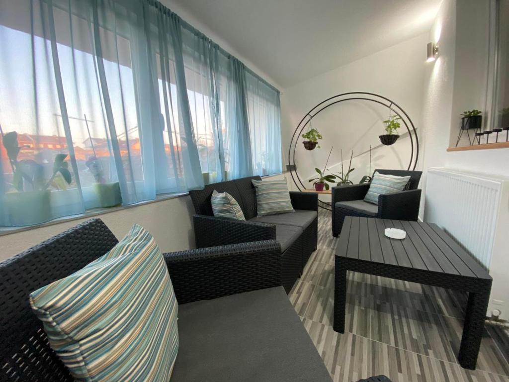 Kula Apartman 2 photo 4
