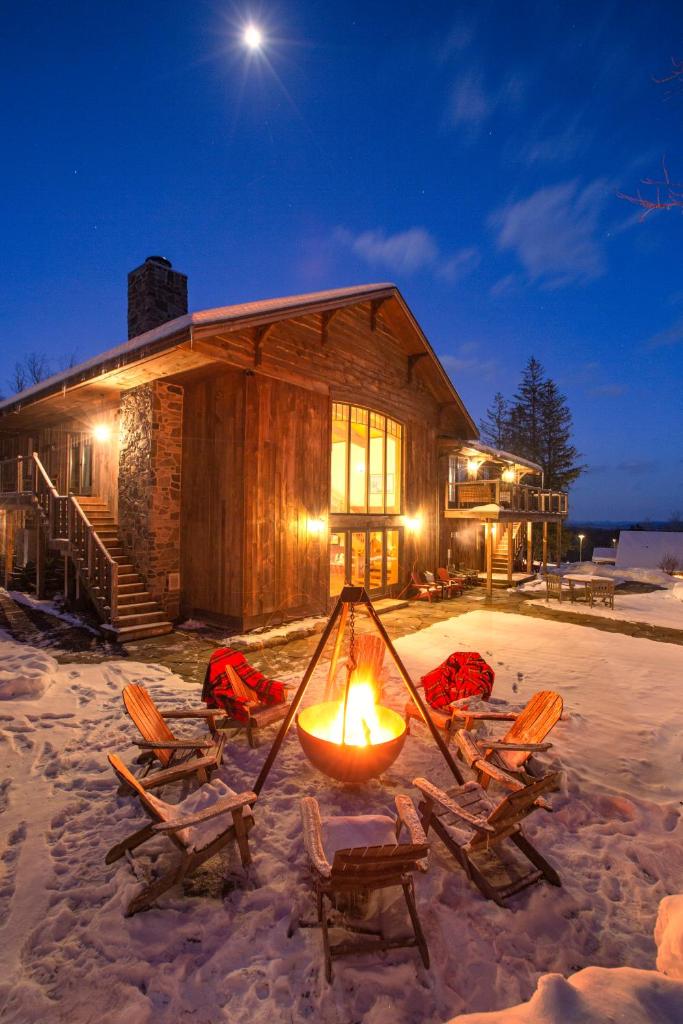 Seesaw's Lodge image