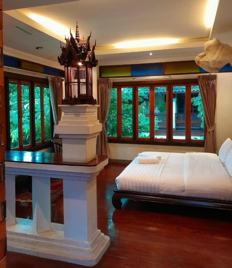 SantithamGuestHouse