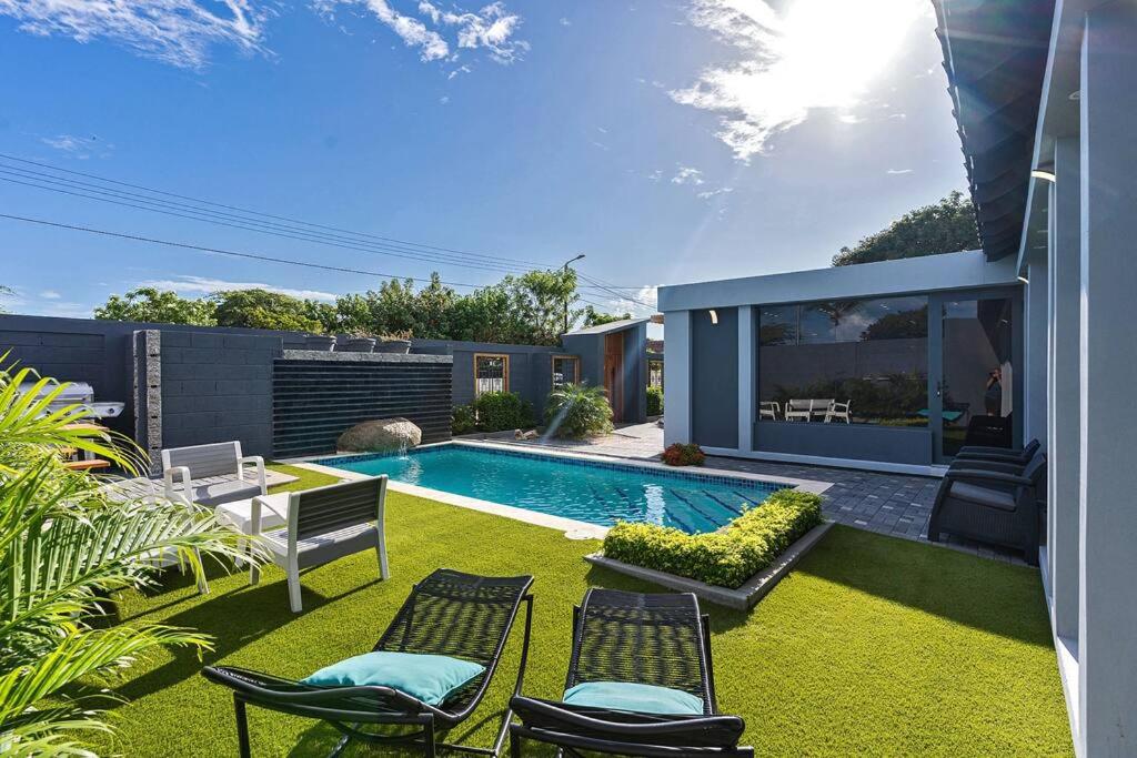 NEW Deluxe 5 BDR 4Bath Pool and BBQ! photo 2