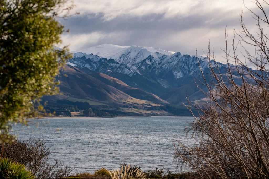 Lakeview photo 4