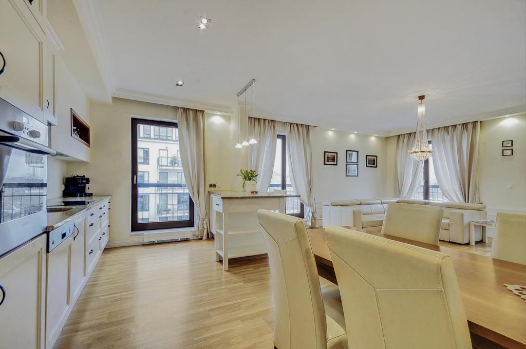 Апартаменты (Улучшенные апартаменты с террасой), Apartments Szafarnia