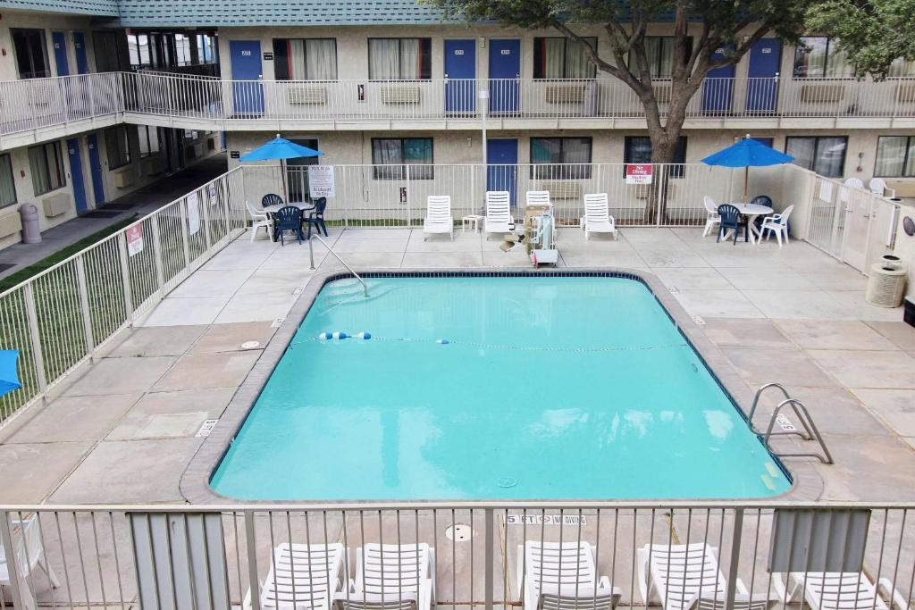 Motel 6-Fort Stockton, TX photo 4