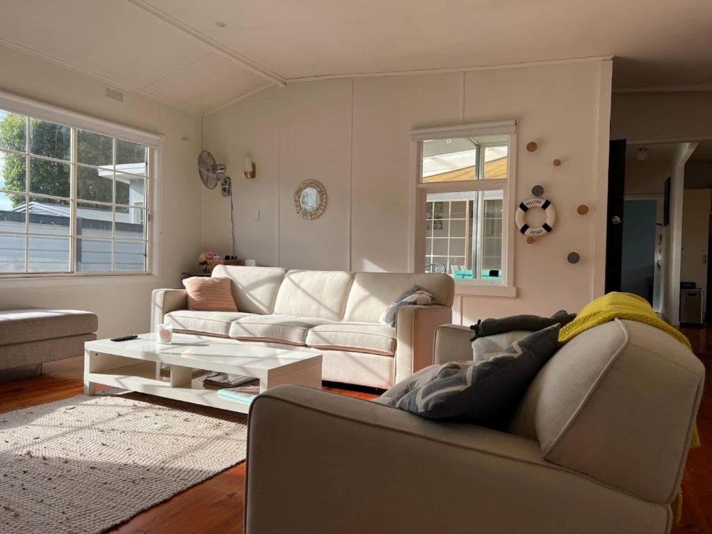 Beach cottage on Scenic Cape Paterson photo 3