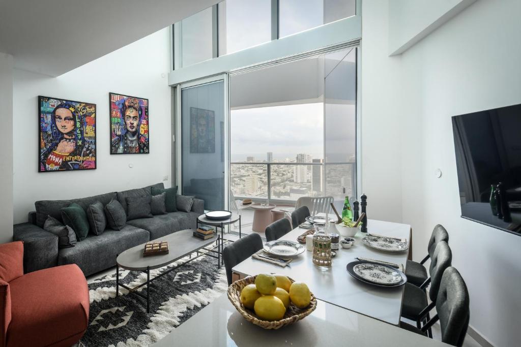 Luxury 3BR Duplex with Sea View in Tel-Aviv Center by Sea N' Rent photo 1
