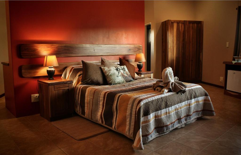 Africa Awaits Lodge & Safaris photo 2