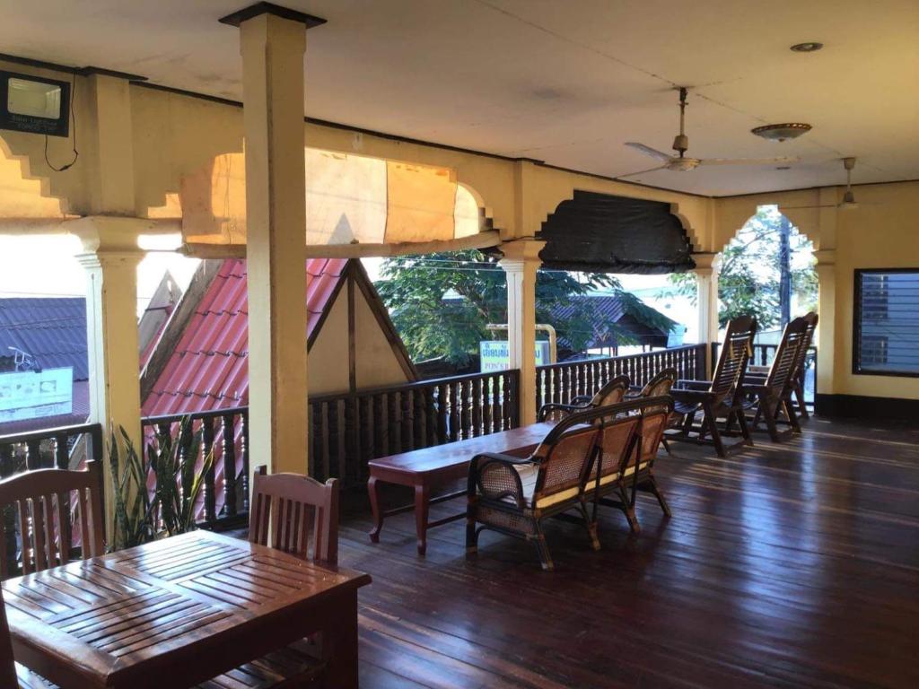 Pon's Riverside Guesthouse photo 4