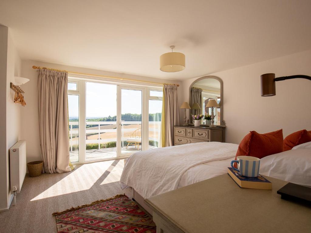 Ridgeway Farmhouse photo 1