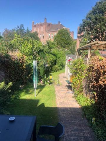 Big appartment in sunny privat garden photo 1