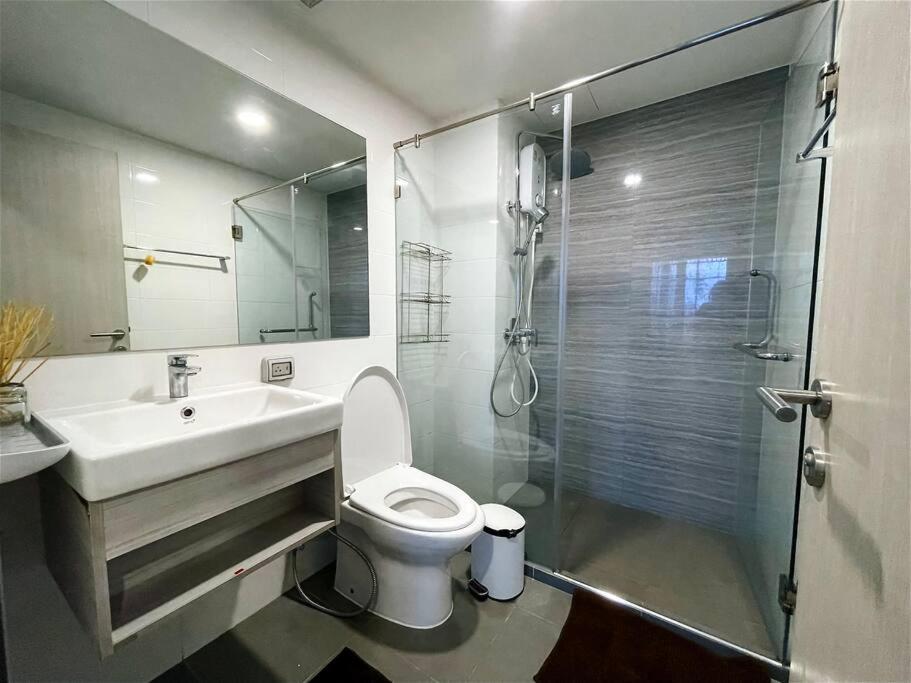 Luxury house Bangna photo 1