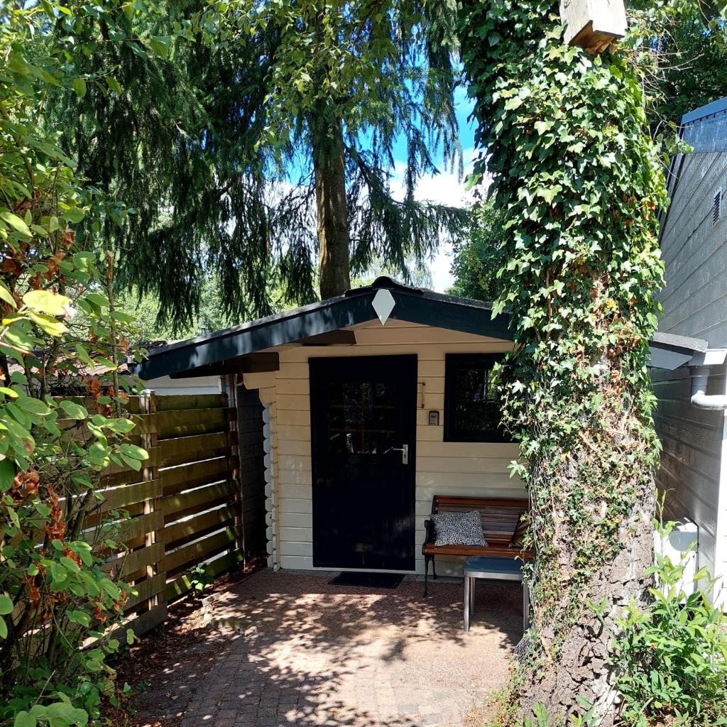 Heerlijk chalet in prachtige natuur. photo 3