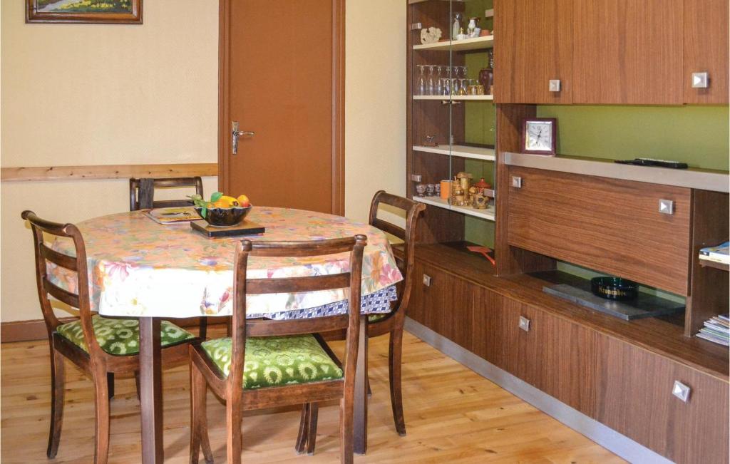Nice Home In Le Cayrol With 2 Bedrooms photo 1