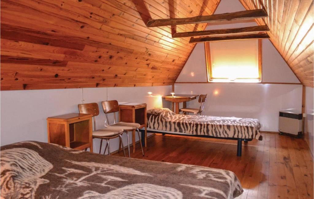 Nice Home In Le Cayrol With 2 Bedrooms photo 3