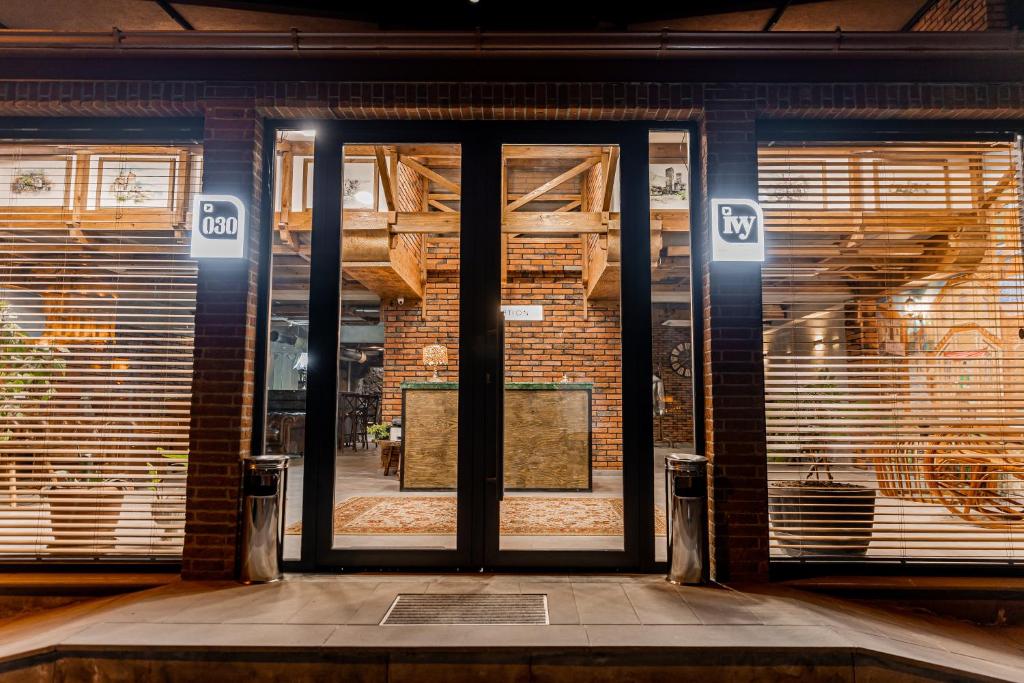 Ivy Hotel