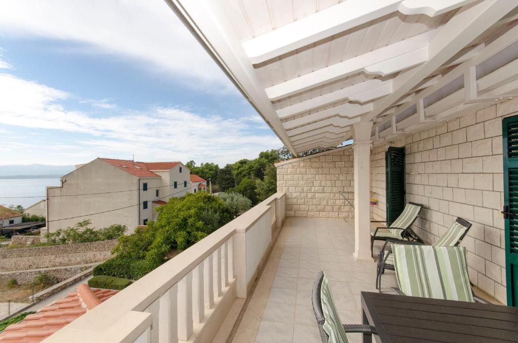 Apartments Klisovic photo 2