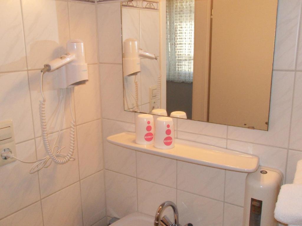 Hotel Wacker Room Type - Standard Double Room