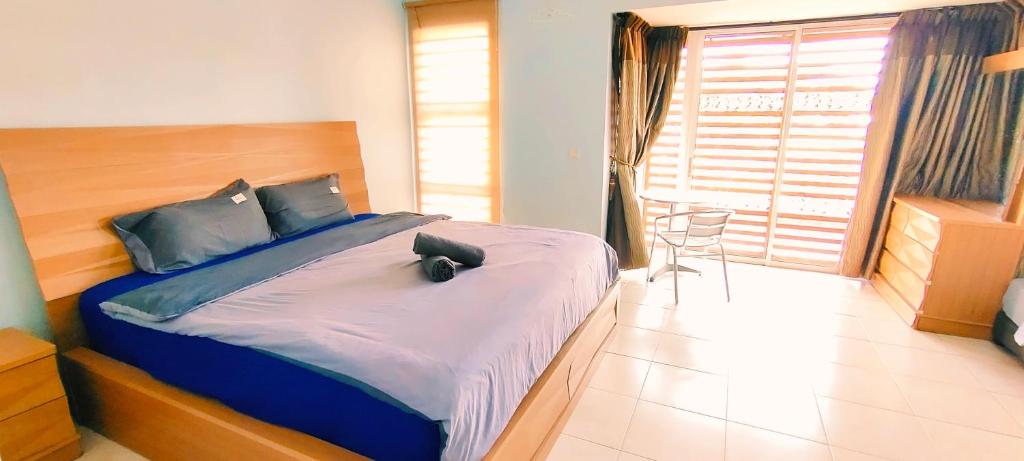 49 Kulai Baiduri 4BR 11pax Double Storey Guared near JPO, Airport, AEON Kulai photo 1