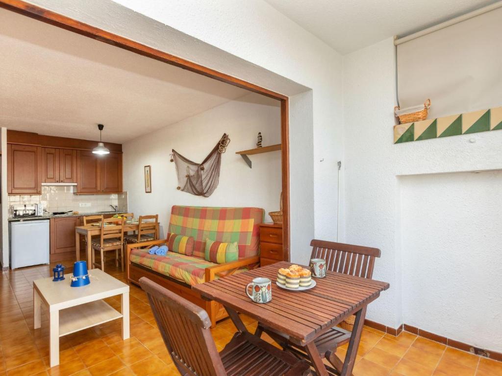 Apartment Poble Amarres II by Interhome photo 3
