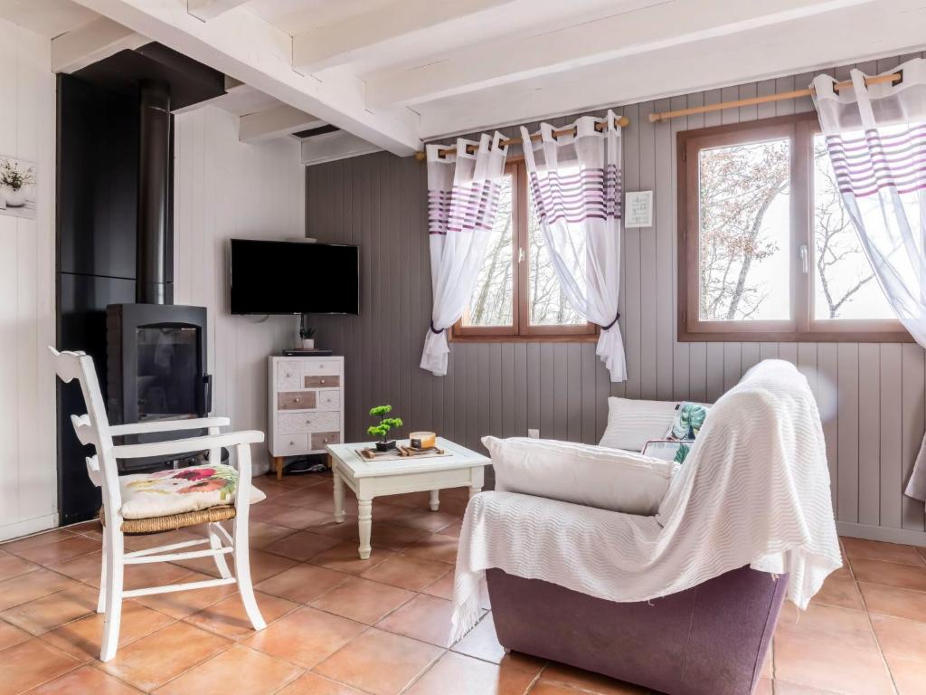 Holiday Home L'Aubépine by Interhome photo 3
