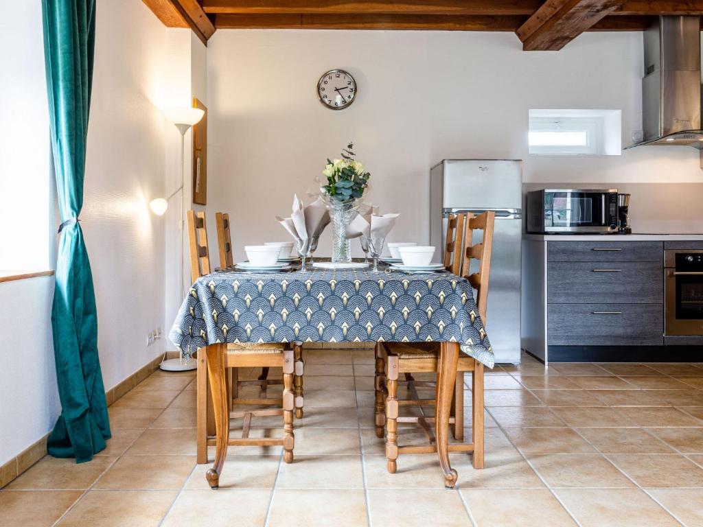 Holiday Home Le Clos Renard - COM401 by Interhome photo 2