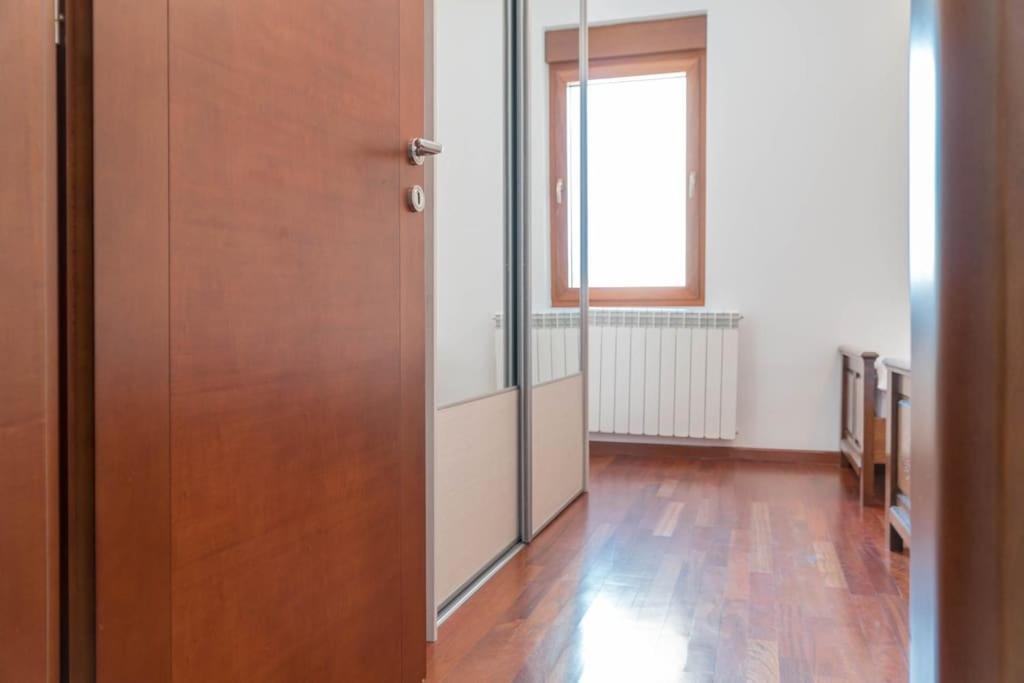 APARTMAN LARA photo 2