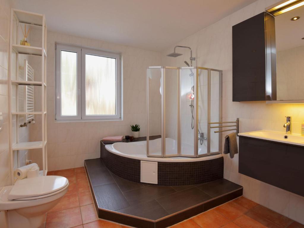 Apartment Carola by Interhome photo 4