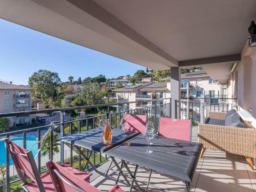 Apartment Le Clos Jardin-2 by Interhome