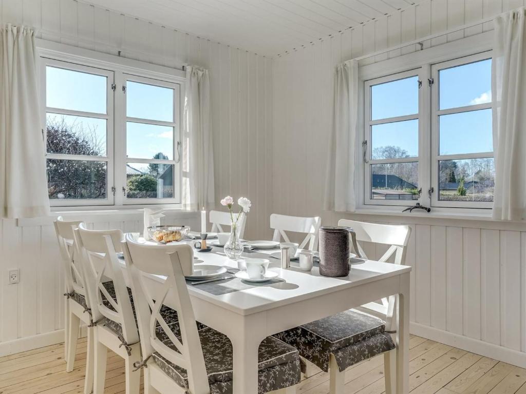 Holiday Home Ghita - 1-2km from the sea in Sealand by Interhome photo 2