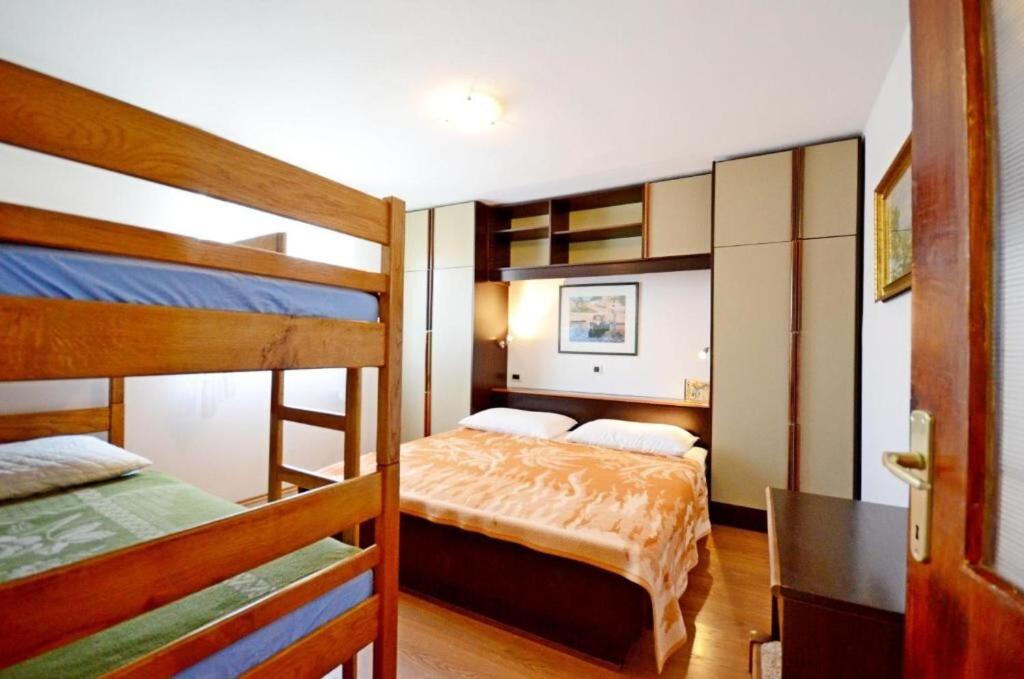 Apartment Drazen photo 3