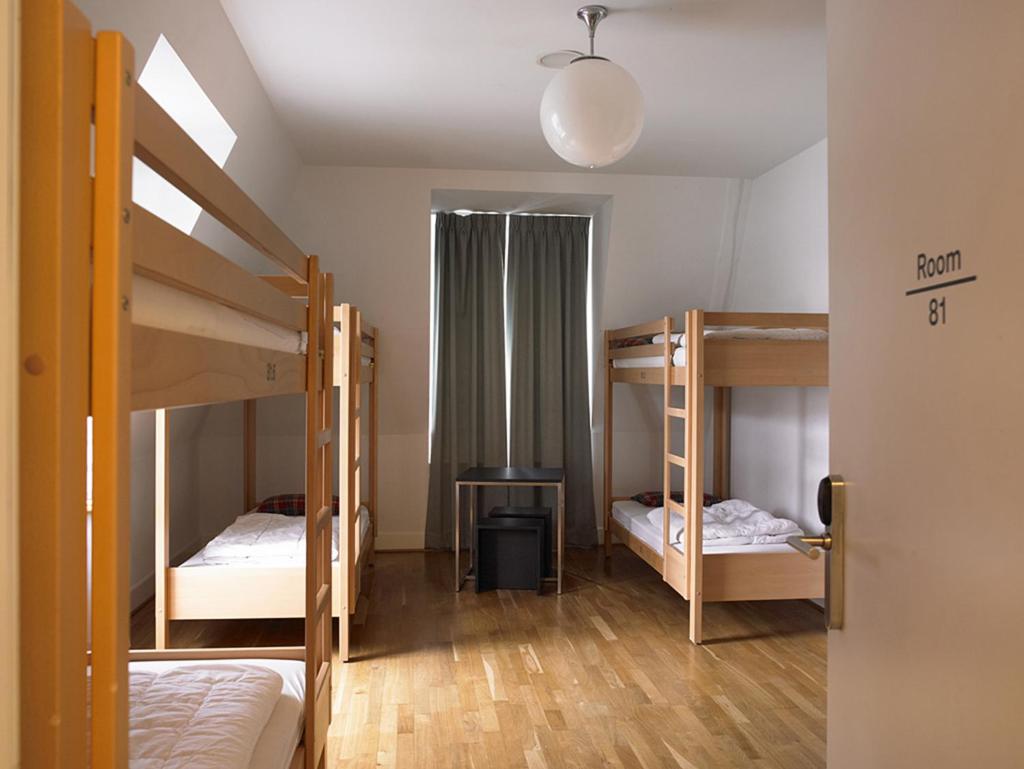 Номер (Односпальная кровать в общем номере для женщин), Geneva Hostel