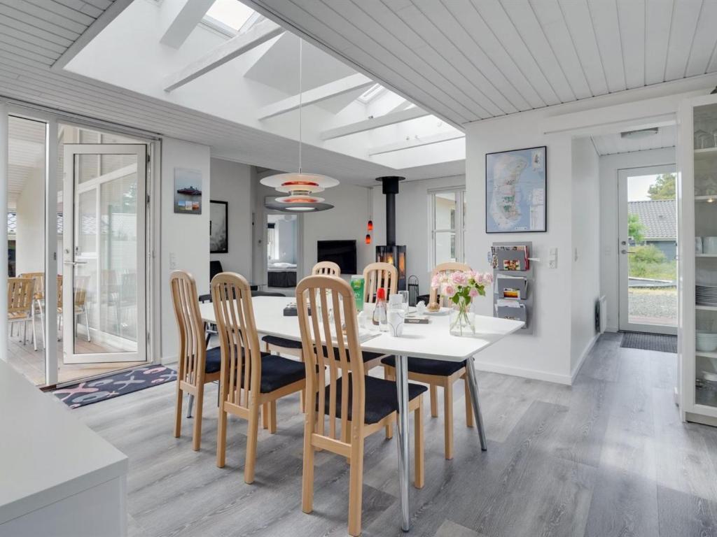 Holiday Home Lella - 2-3km from the sea in Western Jutland by Interhome photo 2