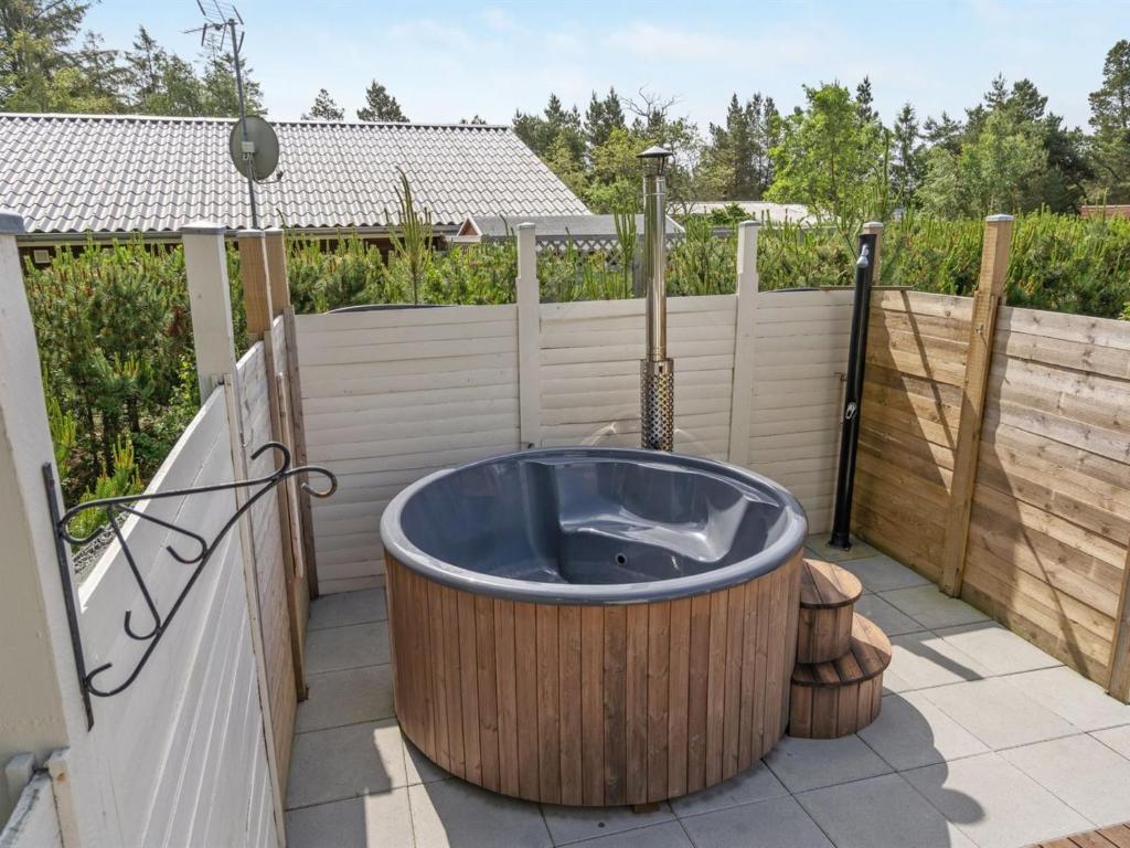 Holiday Home Lella - 2-3km from the sea in Western Jutland by Interhome photo 4