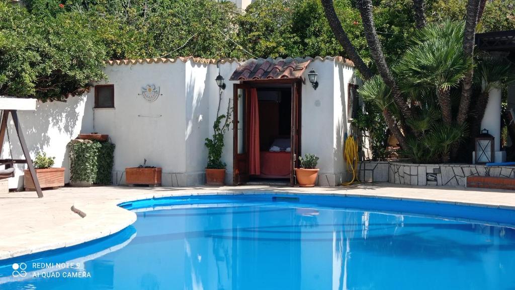 Villa con Piscina Privata fronte Spiaggia photo 2