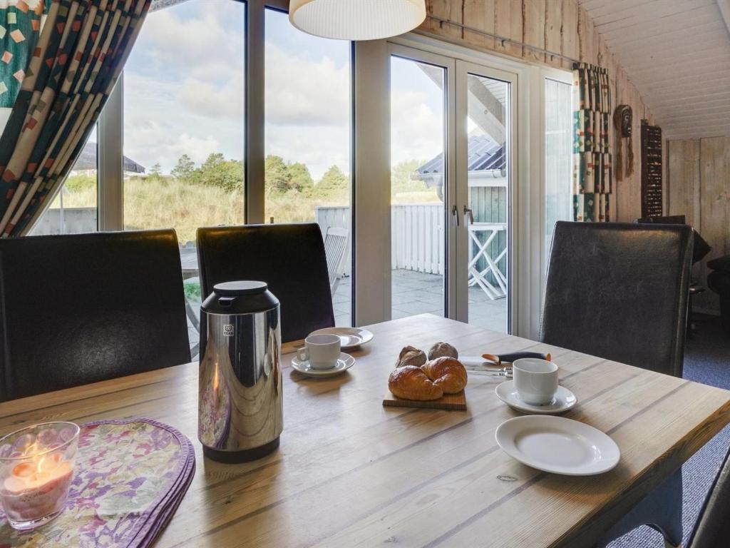 Holiday Home Gudbrand - 300m from the sea in Western Jutland by Interhome photo 3