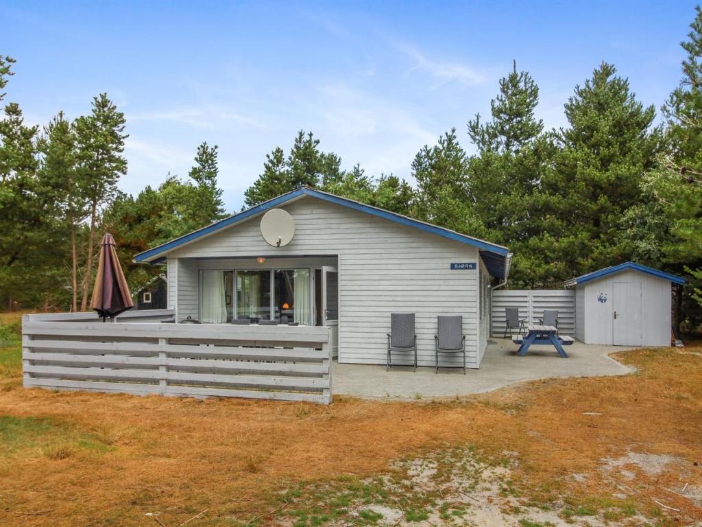 Holiday Home Katalina - 1-5km from the sea in Western Jutland by Interhome