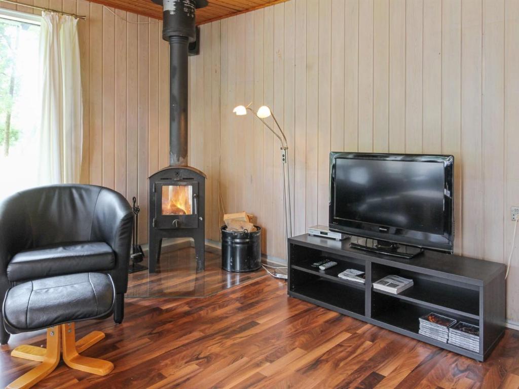 Holiday Home Katalina - 1-5km from the sea in Western Jutland by Interhome photo 3
