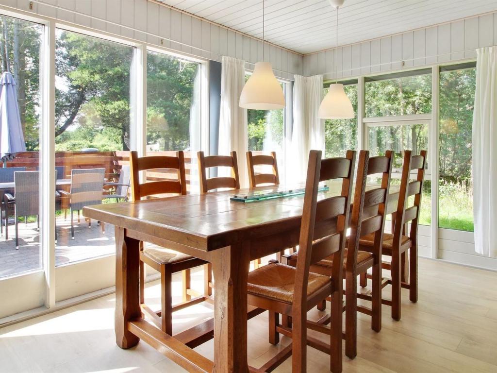 Holiday Home Syriel - 1km from the sea in Western Jutland by Interhome photo 2