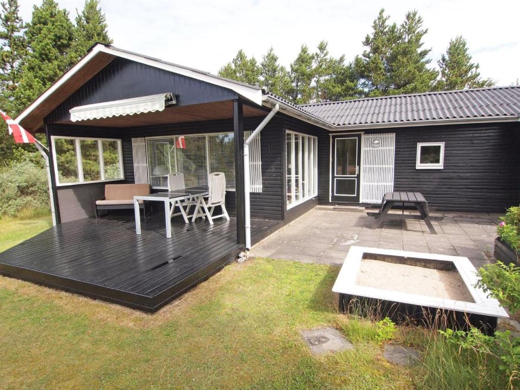 Holiday Home Elen - 2-1km from the sea in Western Jutland by Interhome photo 4