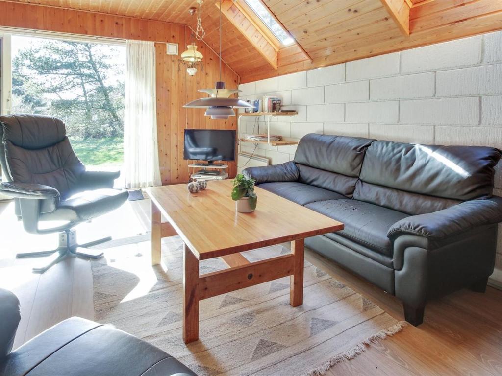 Holiday Home Runi - 400m from the sea in Western Jutland by Interhome photo 2