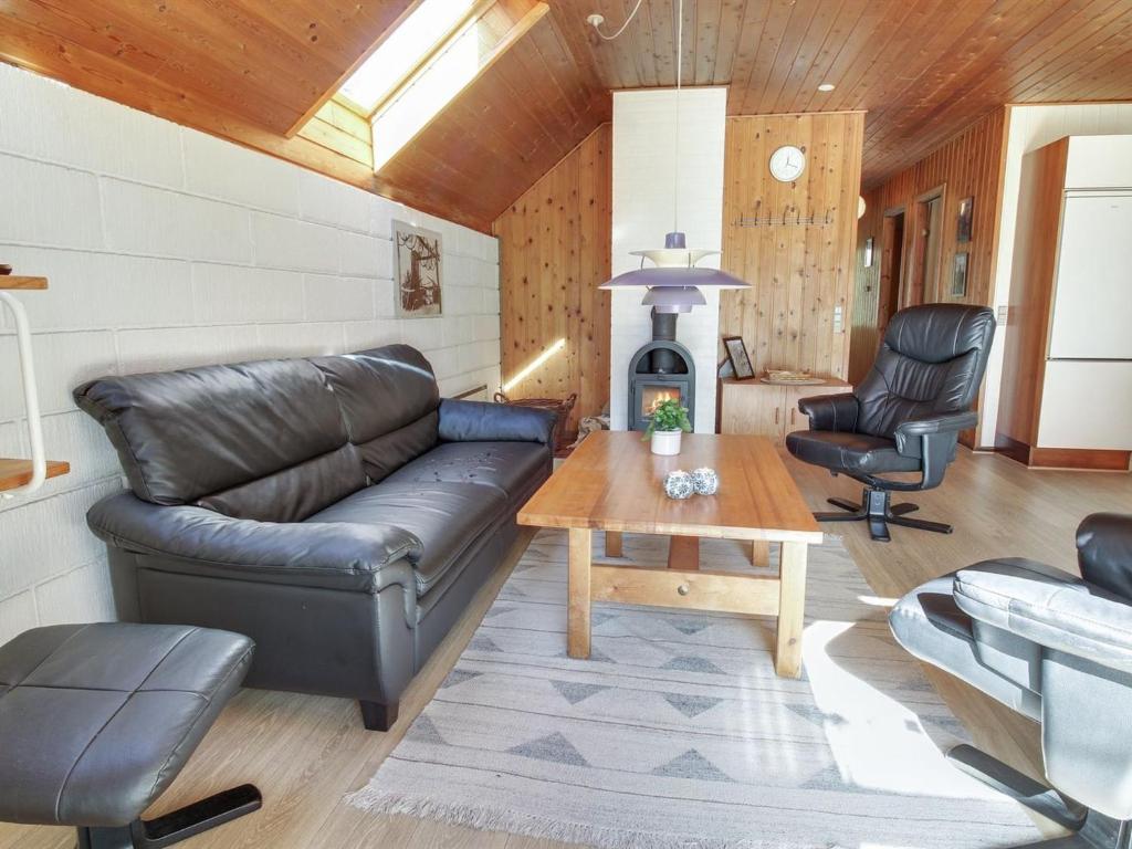 Holiday Home Runi - 400m from the sea in Western Jutland by Interhome photo 3