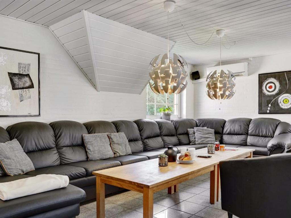 Holiday Home Nilla - 1-4km from the sea in Western Jutland by Interhome photo 4