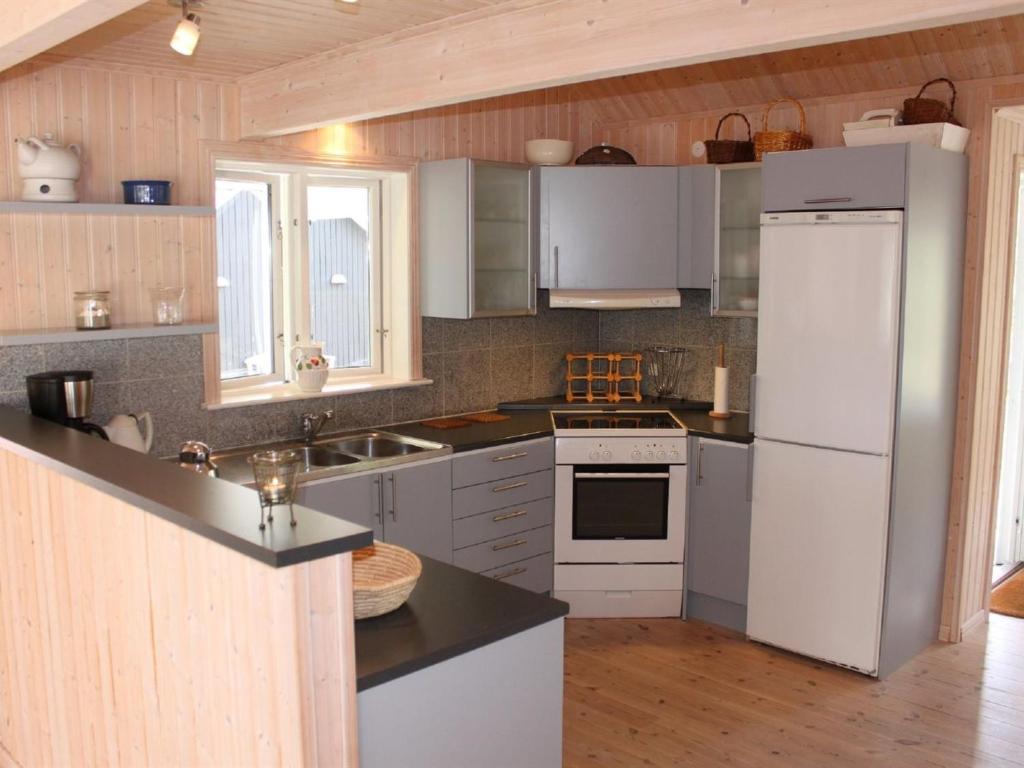 Holiday Home Herluf - 350m from the sea in NE Jutland by Interhome photo 3