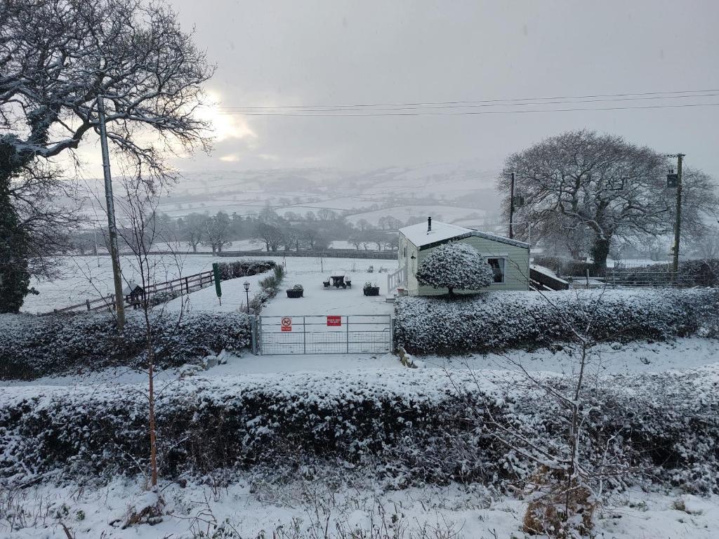 Countryside Caravan Accommodation - Abergele photo 4