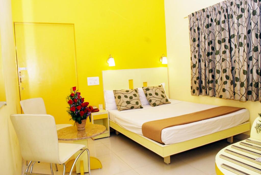 Двухместный (Представительский двухместный номер с 1 кроватью), Hotel Pandian