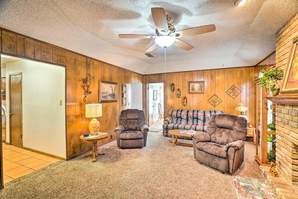 Midland Vacation Rental Close to Downtown photo 3