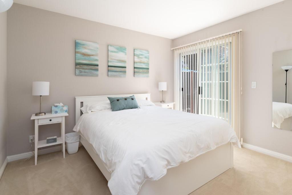 Bright Quiet Comfy 1BR Cottage in Mountain View